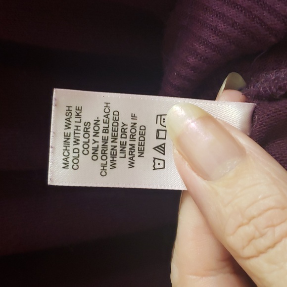 Maurices lightweight sweater - Picture 4 of 6
